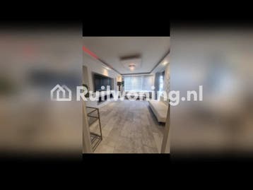 Flat in Haarlem aangeboden voor woningruil, Huizen en Kamers, Woningruil, Amsterdam