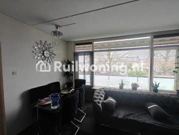 Benthuizen: 4-kamer flat, 80 m², €800