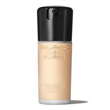 MAC Cosmetics - Studio Radiance Serum Foundation - NC17, Ophalen of Verzenden, Nieuw, Gehele gezicht, Make-up