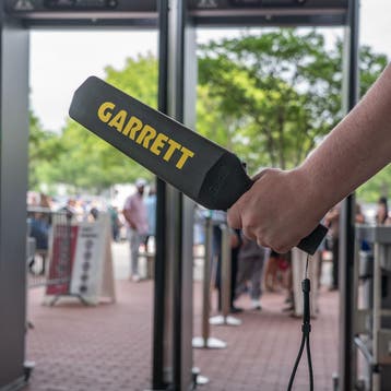 NIEUW! Garrett Guide Security metaaldetector handscanner, Ophalen of Verzenden, Nieuw