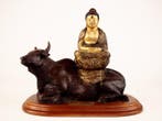 Shakyamuni Boeddha zittend op een os - Hout - Japan - Shwa, Antiek en Kunst