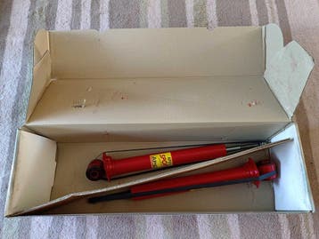 Set Audi 80 B4 (8C2/8C5) schokbrekers achteras gasdruk sport, Ophalen of Verzenden, Nieuw, Audi
