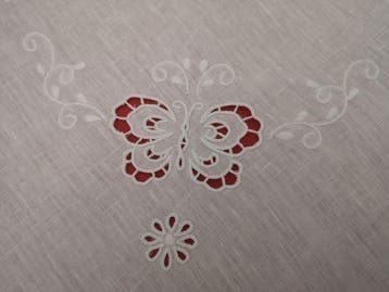 Tovaglia 12 posti puro lino ricamata a mano ricamo intaglio