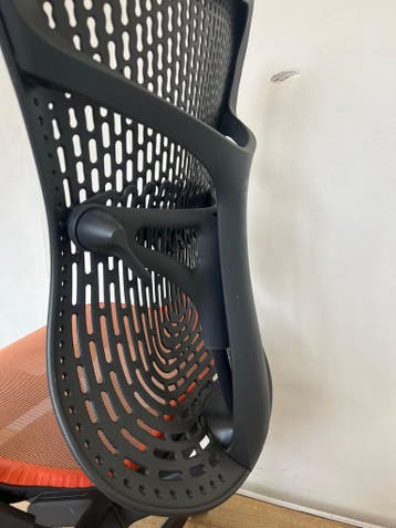 50x Herman Miller Mirra 2 Urban Orange Bureaustoel - Refurb, Verzenden, Oranje, Zo goed als nieuw, Bureaustoel