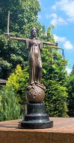 Beeld, Justitia godin van gerechtigheid - 46 cm - brons, Antiek en Kunst