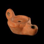 Oud-Romeins Terracotta Olielamp - Strobilus makersmerk