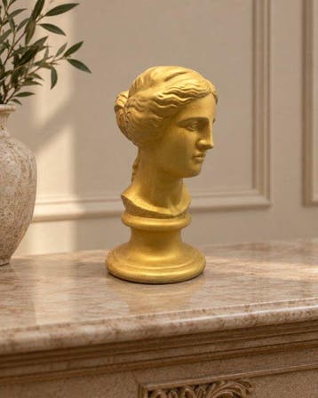 Beeld, Klassieke buste van een jonge vrouw – decoratief