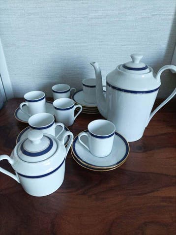 Koffieservies (14) - Porselein - Porselein uit Sologne,