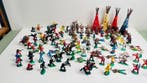 Reisler - Speelgoed figuur Large lot of 100+ vintage Reisler, Antiek en Kunst, Antiek | Overige Antiek