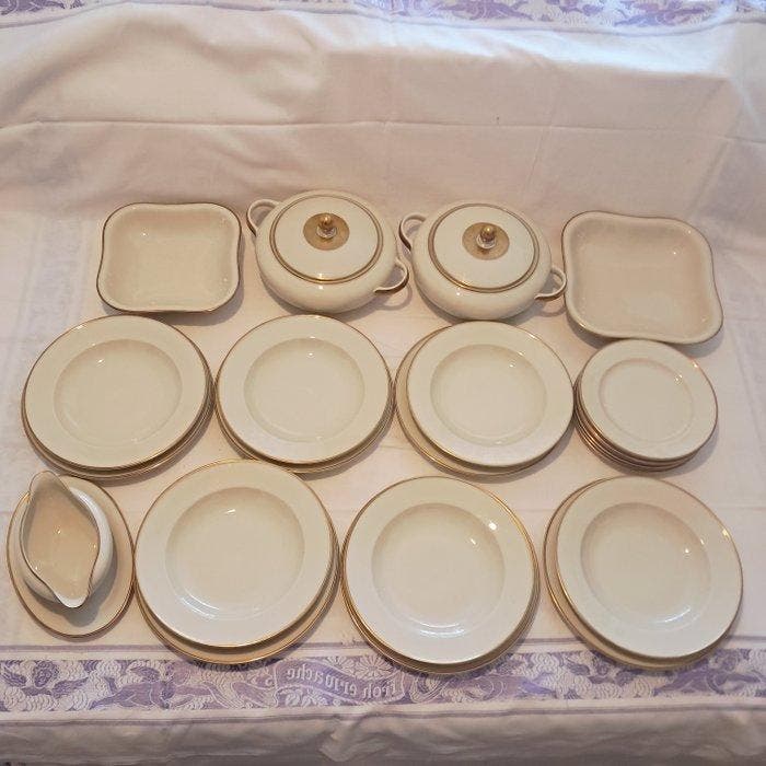 Hutschenreuther - Eetservies voor 6 (23) - Porselein -, Antiek en Kunst, Antiek | Meubels | Tafels