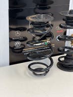 Mercedes Vito schroefveer achter bj.2020 Artnr. A4473240684, Auto-onderdelen, Ophanging en Onderstel, Gebruikt, Mercedes-Benz