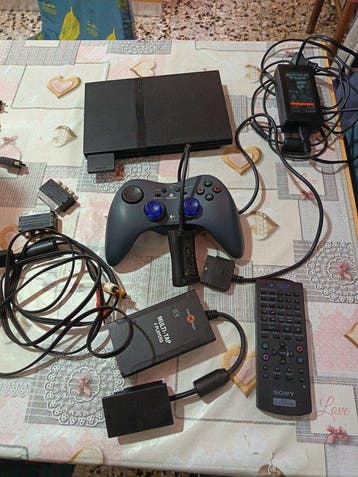 Sony - Playstation 2 (PS2) - Console PS2 slim + multitap 4, Nieuw