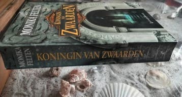 Monika Felten - Koningin van Zwaarden, Boeken, Gelezen, Monika Felten