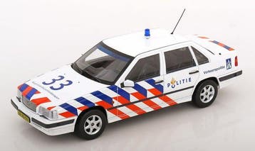 Triple9 1:18 - Modelauto - Volvo 850 Nederlandse Politie -, Nieuw