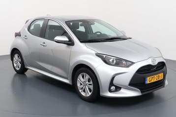 Private Lease - Toyota Yaris - Hybrid 115 Active 5d, Gebruikt, Met garantie (alle), Hybride Elektrisch/Benzine, Yaris