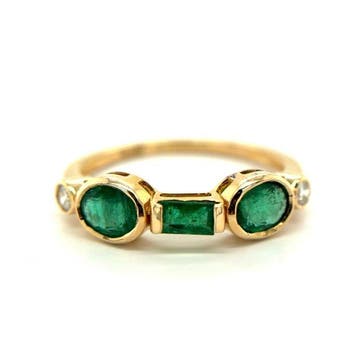 Ring - 14 karaat Geel goud - 1.02ct. tw. Smaragd - Diamant, Nieuw