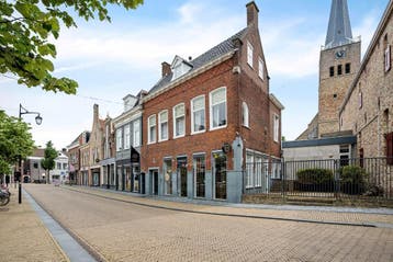 Te huur: Appartement Raadhuisplein in Franeker, Friesland, Franeker