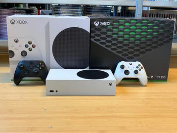 Xbox Series S of X Console met of zonder Controller vanaf, Ophalen of Verzenden, Zo goed als nieuw