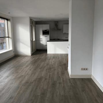 Appartement in Enschede gevonden voor €985,- pm, Huizen en Kamers, Huizen te huur, Direct bij eigenaar, Overijssel, Enschede, Appartement
