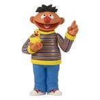 Sesame Street Toony Classics Action Figure Ernie 15 cm, Verzamelen, Ophalen of Verzenden, Nieuw