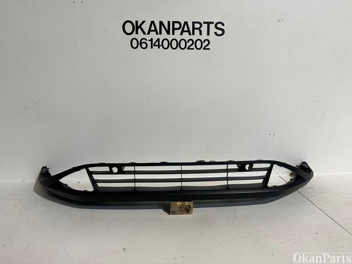 Nissan Qashqai J12 voorbumper onderspoiler 62026-6UA0A, Auto-onderdelen, Carrosserie en Plaatwerk, Gebruikt, Voor, Bumper, Ophalen