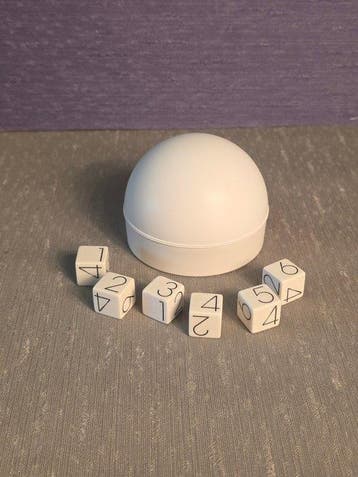 Arne Jacobsen, Georg Jensen - Dobbelstenen - Dice Shaker