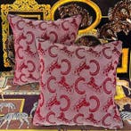 Céline Paris - Nieuwe set van twee - Kussen, Antiek en Kunst, Antiek | Kleden en Textiel