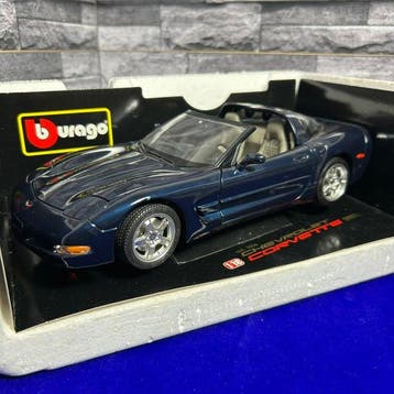 Bburago 1:18 - Modelauto - Chevrolet Corvette (1997) - Made, Hobby en Vrije tijd, Nieuw