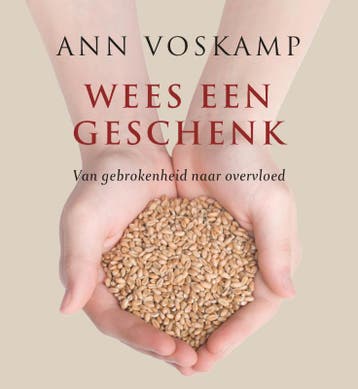 Wees Een Geschenk | Ann Voskamp | Nieuw, Boeken, Ophalen of Verzenden, Nieuw, Ann Voskamp