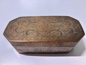 Tabaksdoos - koper - Brons - 18e-19e eeuw.