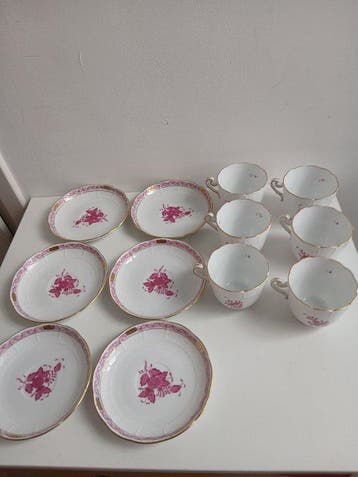 Herend - Kop en schotel (12) - 706 - Biscuit porselein, Antiek en Kunst