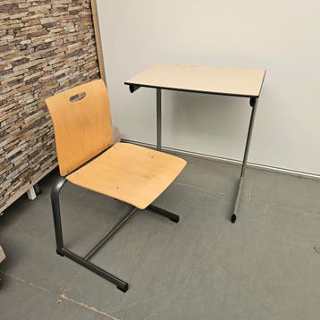Ahrend schooltafel met schoolstoel - 82x70x50 cm, Ophalen of Verzenden, Nieuw