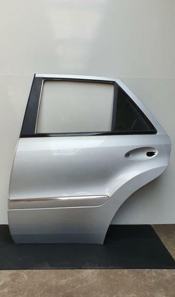 Portier linksachter Mercedes ML-klasse w164 (P009), Ophalen of Verzenden, Gebruikt, Mercedes-Benz
