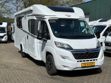 CaradoT449, Queensbed, 2022, 43.000 km € 55000 !, Ringverwarming, 7 tot 8 meter, Watertank (Afval), Half-integraal