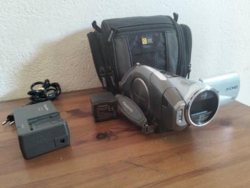 Panasonic HDC-DX1 AVCHD High-Definition mini-DVD-camcorder.