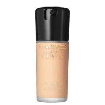 MAC Cosmetics - Studio Radiance Serum Foundation - N11, Ophalen of Verzenden, Nieuw, Gehele gezicht, Make-up