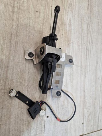 Ferrari F8 Tributo achterdiffusor actuator, Verzenden, Gebruikt