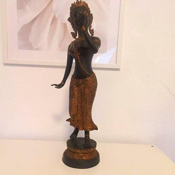 Grote bronzen tempeldanseres uit Thailand – 56 cm – 4,9 kg –