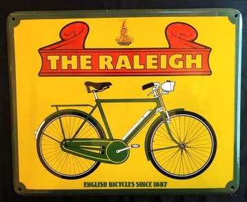 Geëmailleerde plaat uit 1950 The Raleigh - English Bicycles