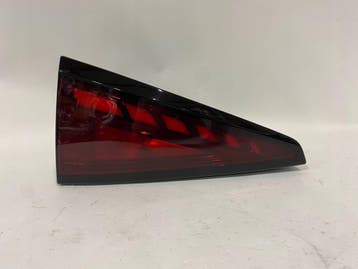 MG 3 MG3 III 24 - linker binnen LED achterlicht Europa, Verzenden, Gebruikt