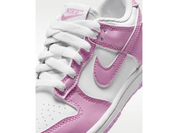 Nike Dunk Low - Meisjes kleuterschoenen - maat 28 -, Verzenden, Nieuw