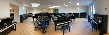 Inkoop Verkoop Consignatie van gebruikte Pianos en Vleugels, Gebruikt, Verzenden, Zwart, Piano