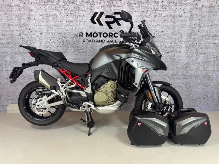 Ducati Multistrada V4S Radar (bj 2024), Motoren, Motoren | Ducati, Toermotor, Handgeschakeld, Motorrijbewijs A, 4 cilinders, meer dan 35 kW