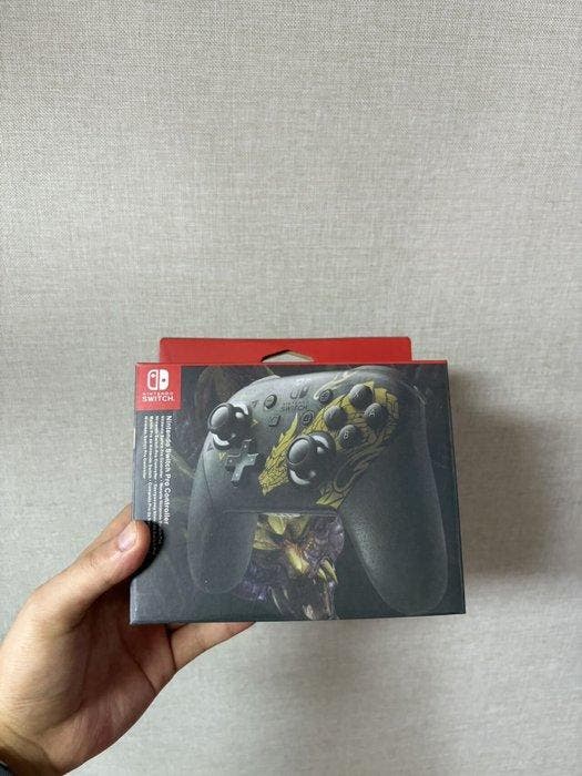 Nintendo - Switch - Nintendo Switch Pro Controller Monster, Spelcomputers en Games, Spelcomputers | Overige Accessoires