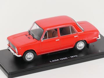 GSDCCmag 00024g1409002 1/24 1970 Lada 1200, red (Personen), Hobby en Vrije tijd, Ophalen of Verzenden, Nieuw
