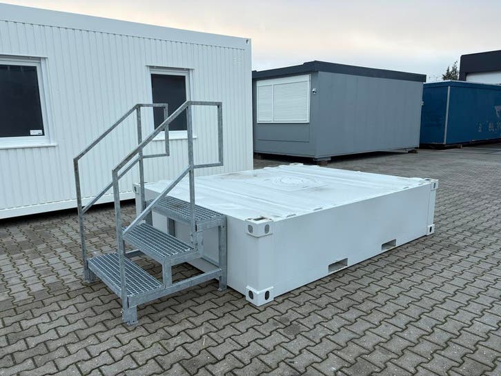 HUUR Septic tank met trap, Zakelijke goederen, Machines en Bouw | Keten en Containers, Ophalen of Verzenden