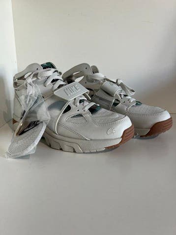 Nike - Nike Air Trainer Huarache SP - Sneakers - Maat: EU 42, Nieuw