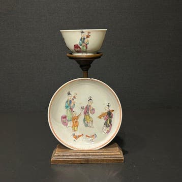 Kop en schotel - Porselein - Yongzheng kop en schotel