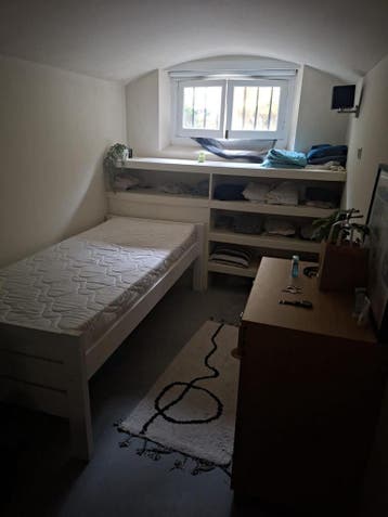 Te huur: Studio Utrechtseweg in Arnhem, Gelderland, Arnhem