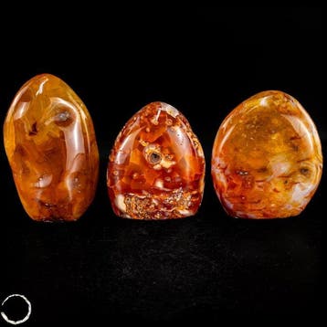 Carneool Vrijvormen – Krachtig Trio in Warme Natuurtinten